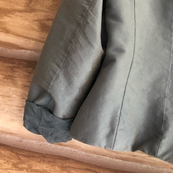 TALBOTS cuffed sleeve cropped silk blazer size 2 - Picture 9 of 11